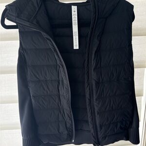 Lululemon Athletica Black Puffer Vest